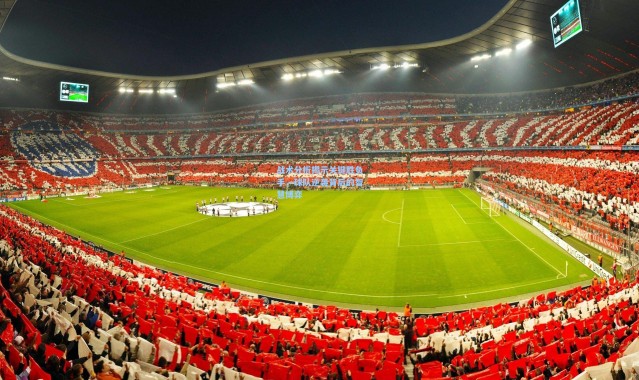 战术分析揭示关键胜负手，球队逆袭背后的智慧博弈